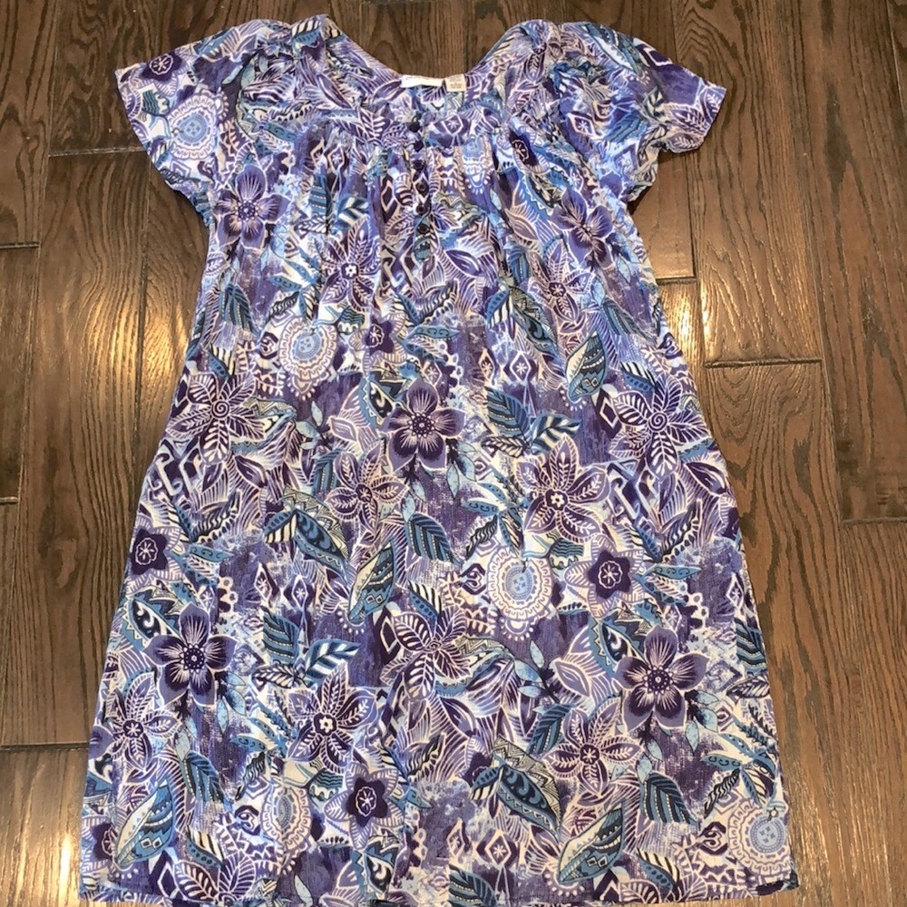 Loungees nightgown with pockets size large cotton with pockets
